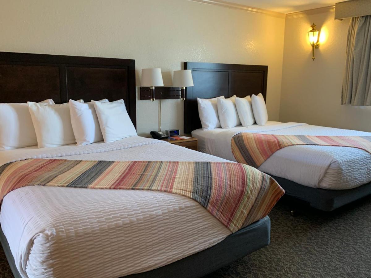 Coachman Hotel Oak Harbor