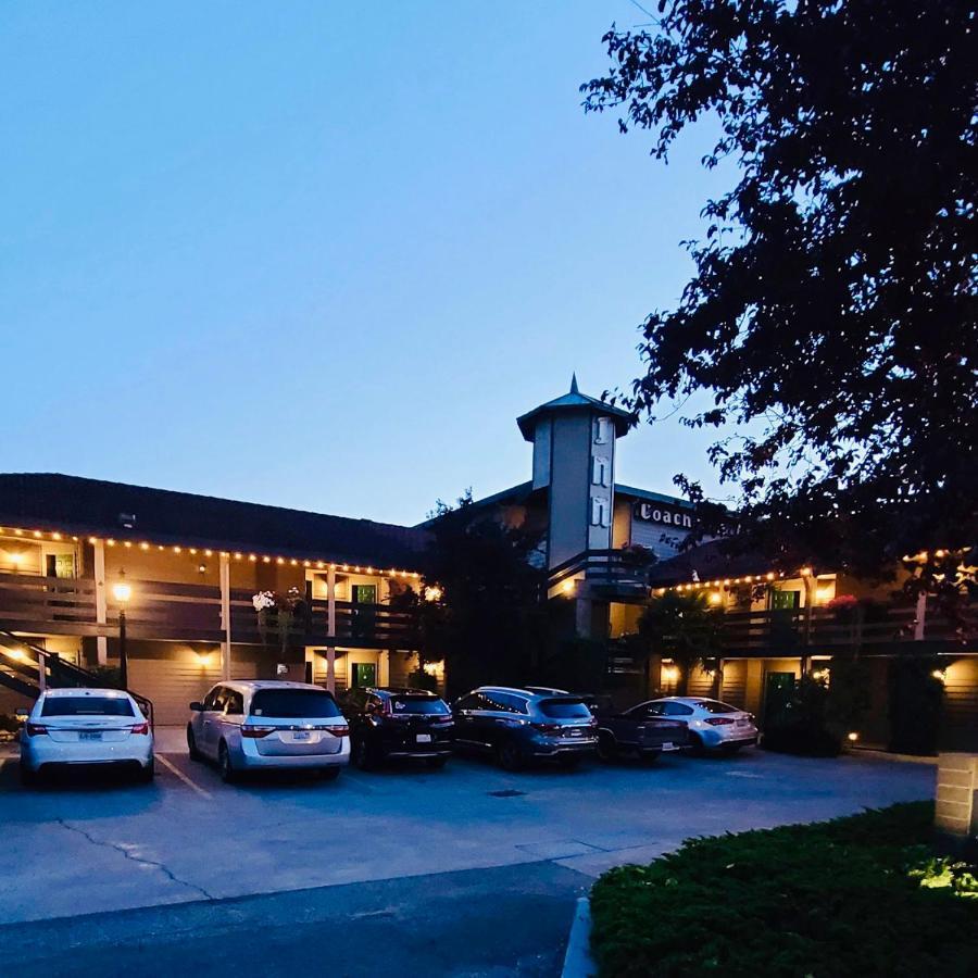 Coachman Hotel Oak Harbor